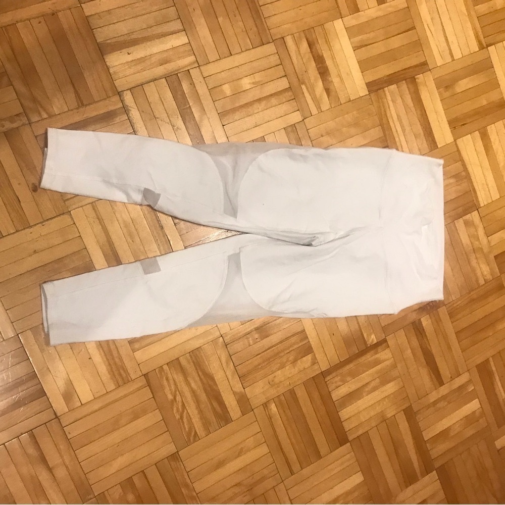 ALO Yoga White Women's Pants​​